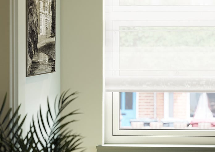 Teramo Voile, Balmy White - Motorised Roman Blind - Image 5